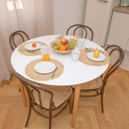 New Orange Boutique L Apartment *